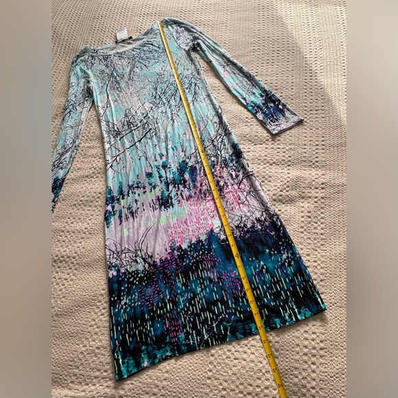 BCBGMaxAzria Winter Forest print Bodycon blue & white long-sleeve dress - size L - Picture 6 of 9